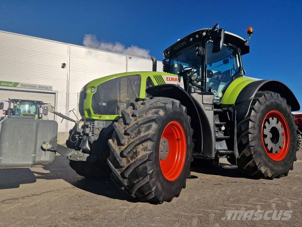 CLAAS Axion 960 Tractoare