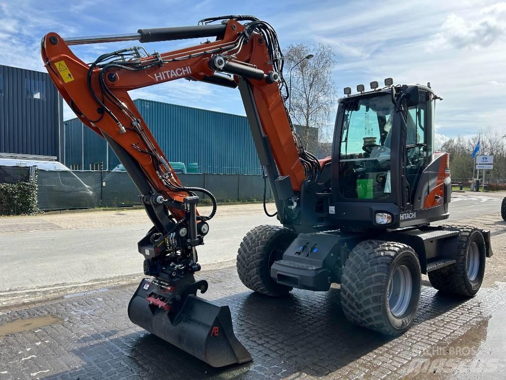 Hitachi ZX95W Excavatoare cu roti