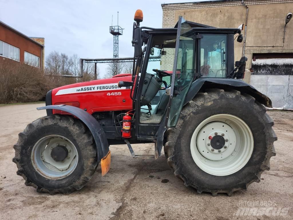 Massey Ferguson 4455 Tractoare