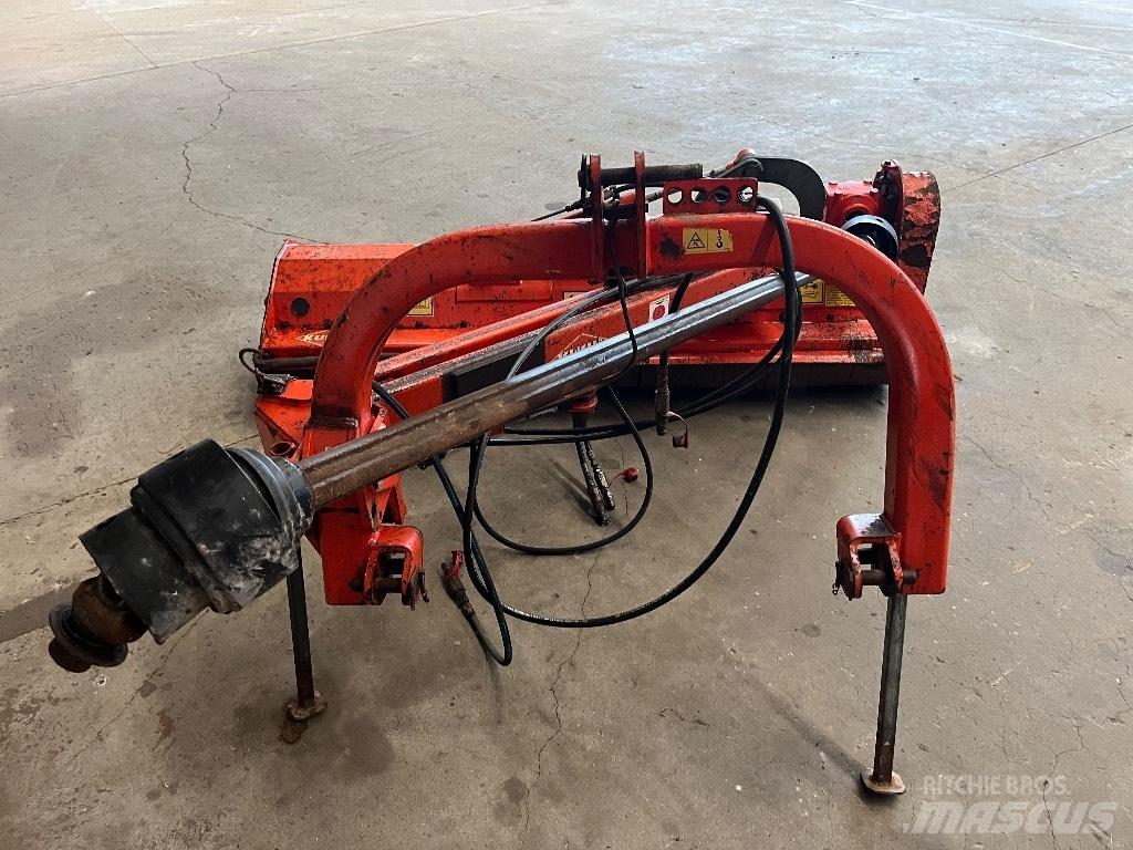 Kuhn TB 211 Cositoare
