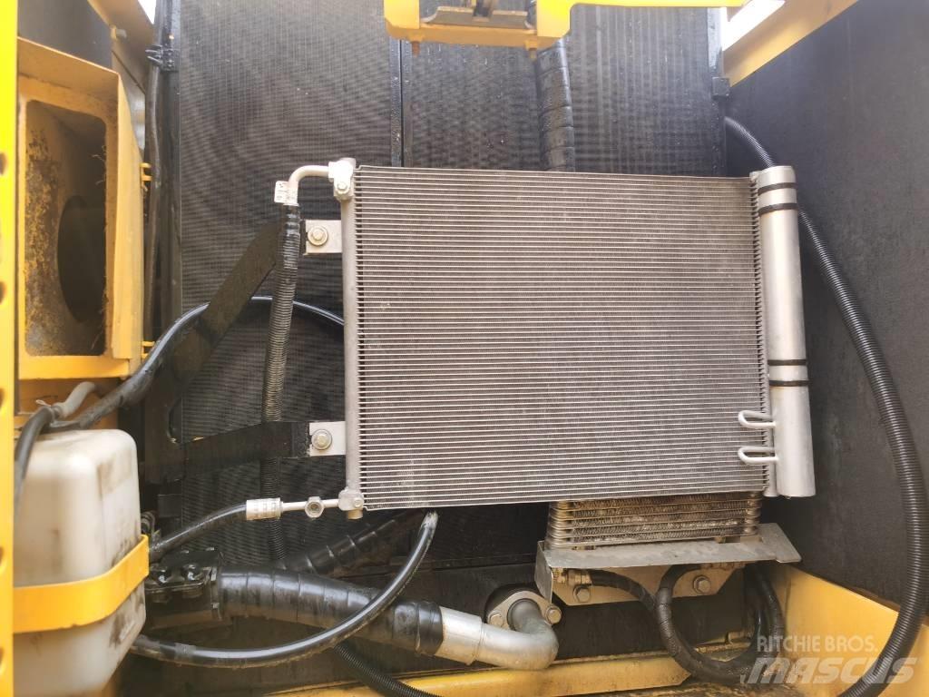 Komatsu PC 200-8 Excavatoare pe șenile
