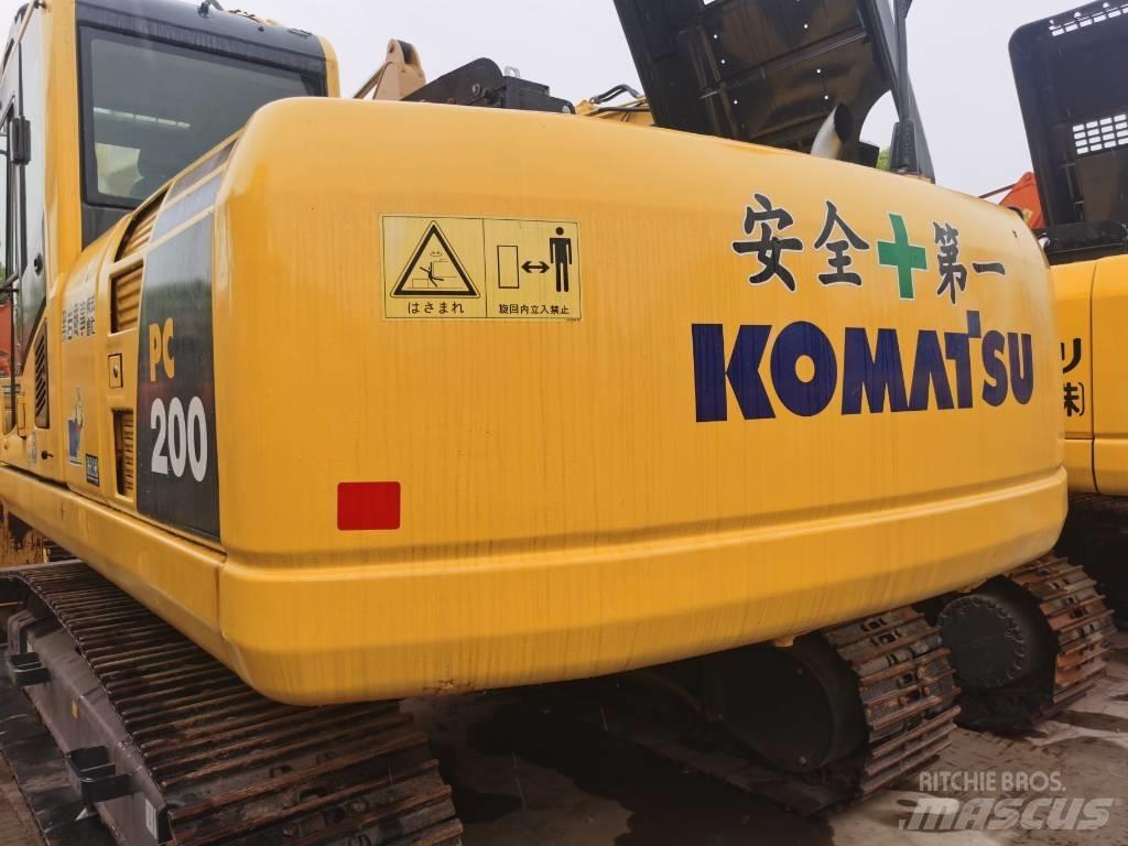 Komatsu PC 200-8 Excavatoare pe șenile
