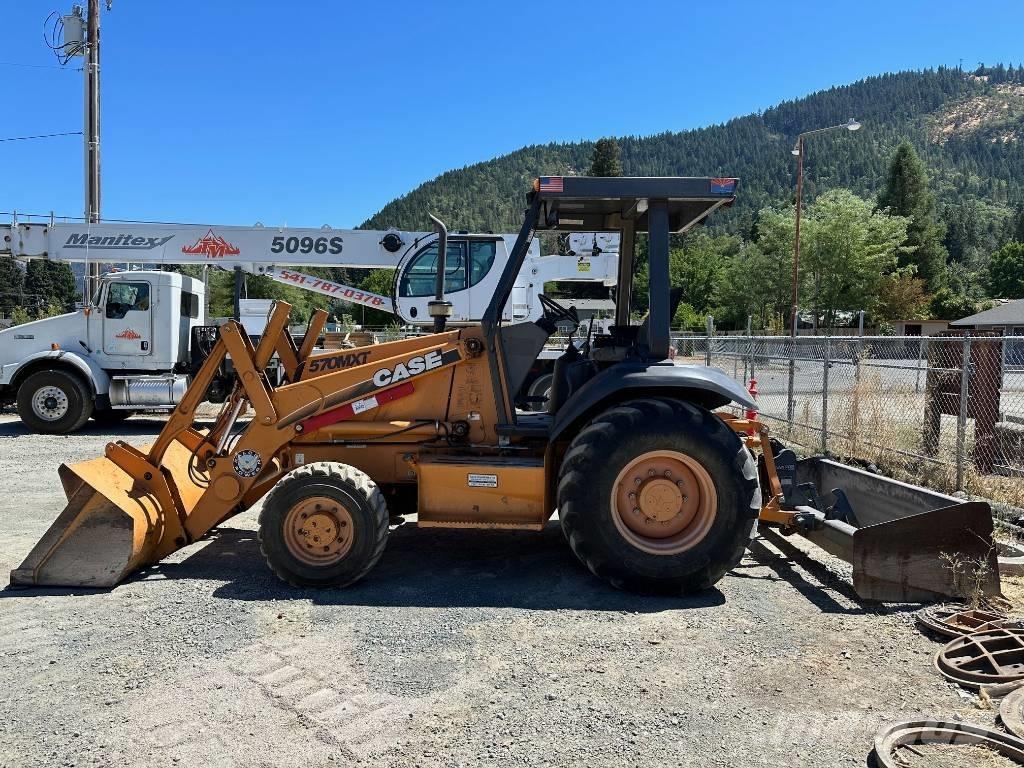CASE 570 M XT Incarcator pe pneuri