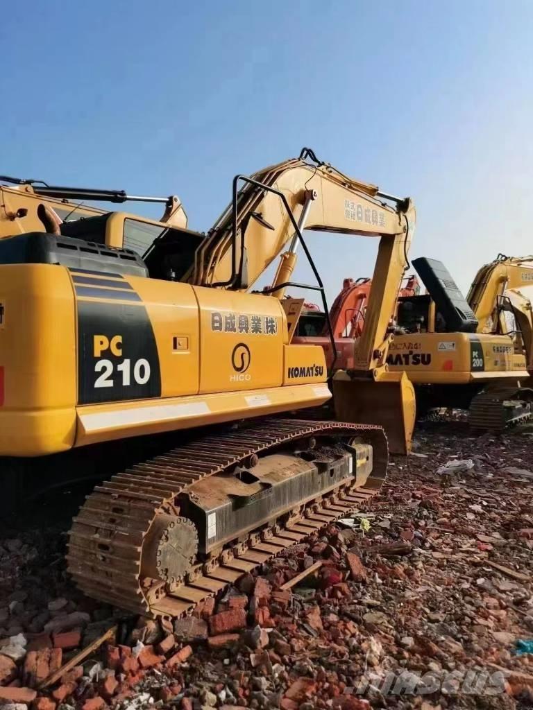 Komatsu pc 210 Excavatoare pe șenile
