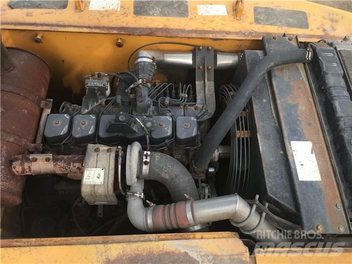 Hyundai R220LC-7 Excavatoare pe șenile

