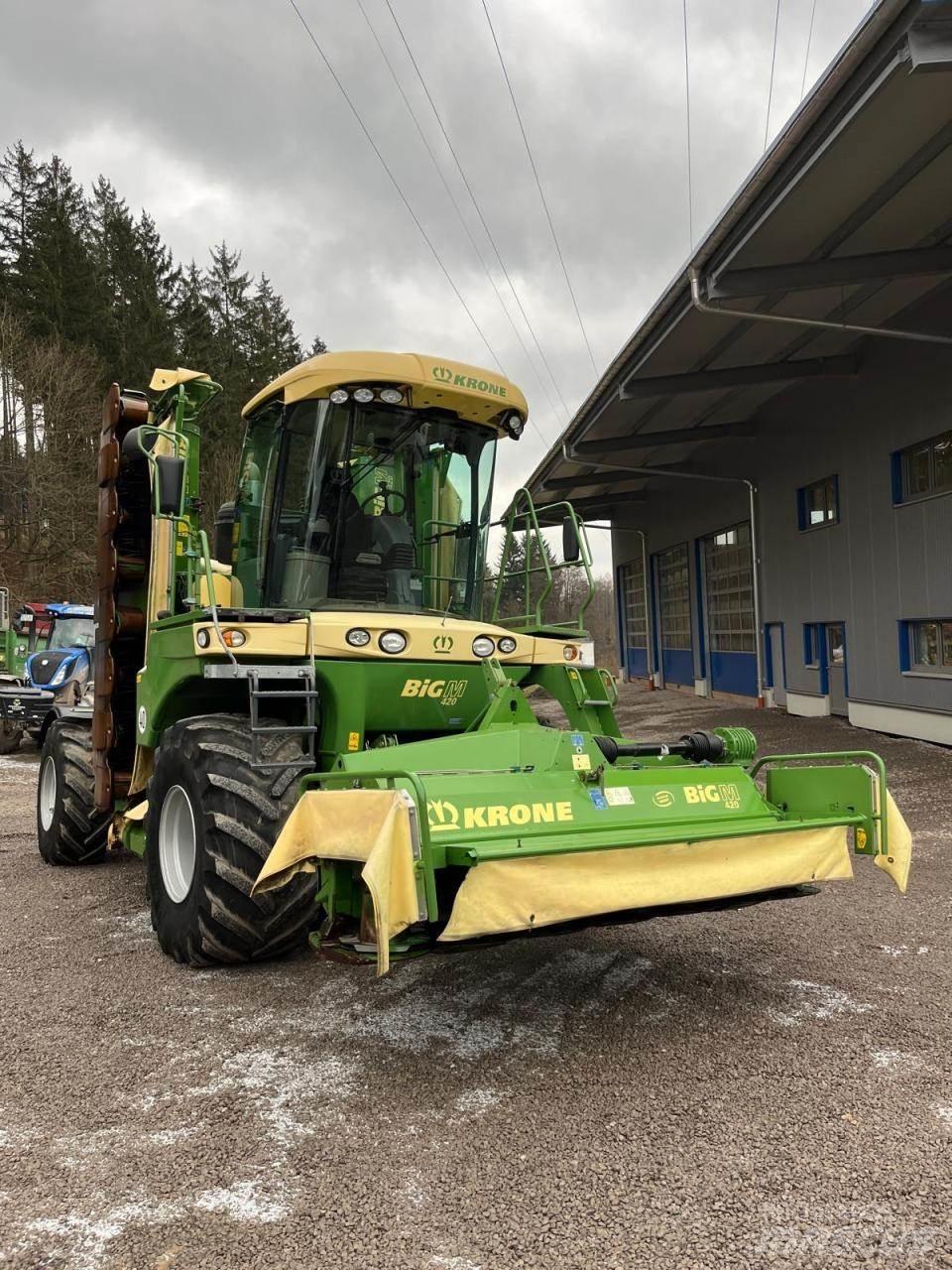 Krone Big M 420 CV Utilaj de răvăşit fân