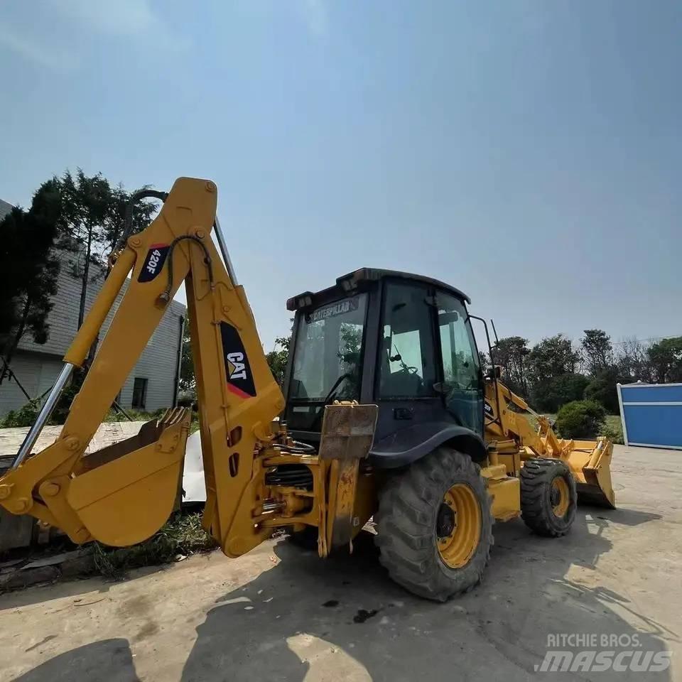 CAT 420 F Buldoexcavatoare