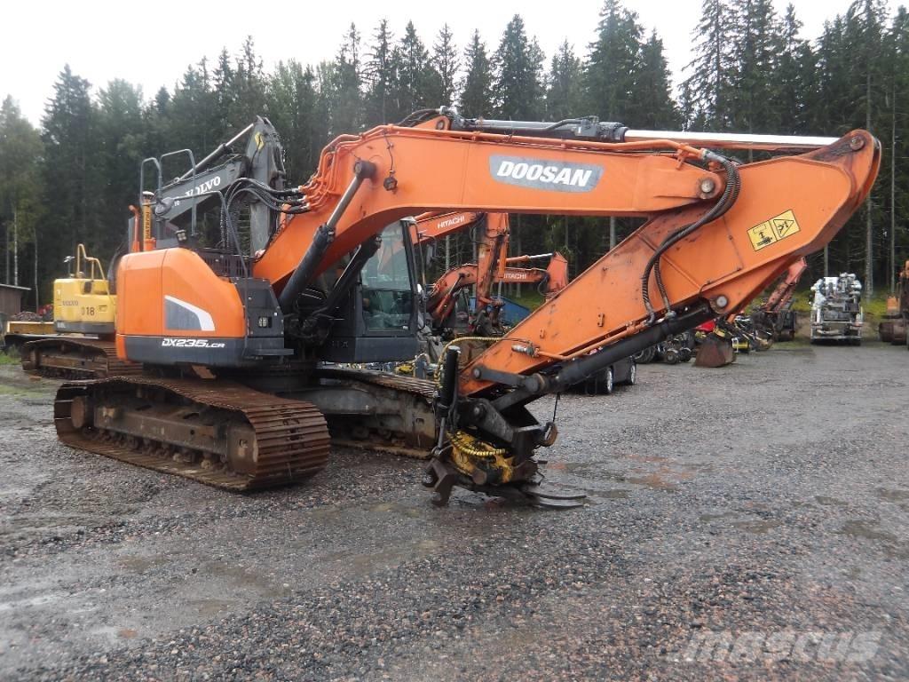 Doosan DX 235 LCR-5 Excavatoare pe șenile
