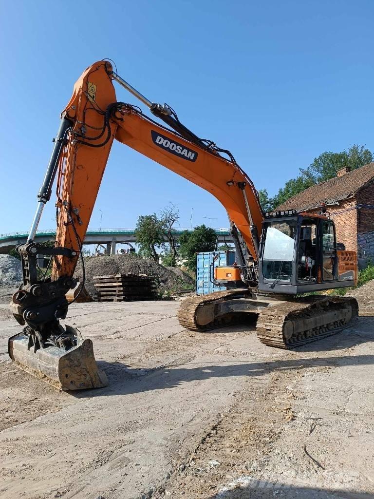 Doosan DX 225 LC-5 Excavatoare pe șenile
