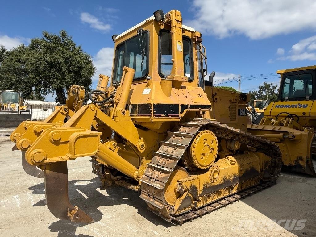 CAT D 5 H Buldozere pe senile
