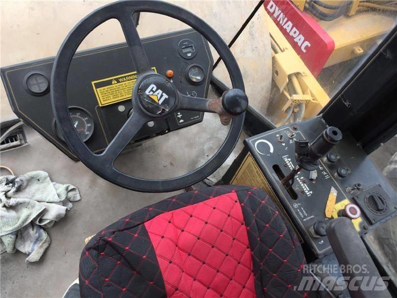 CAT CS-583C Compactoare monocilindrice