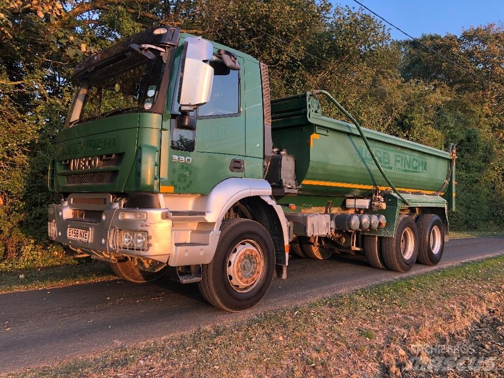 Iveco AD 260 T33 Autobasculanta