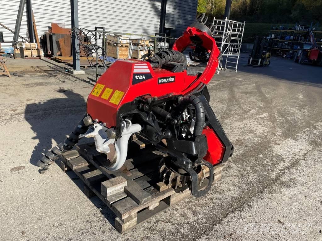 Komatsu C 124 Combine forestiere