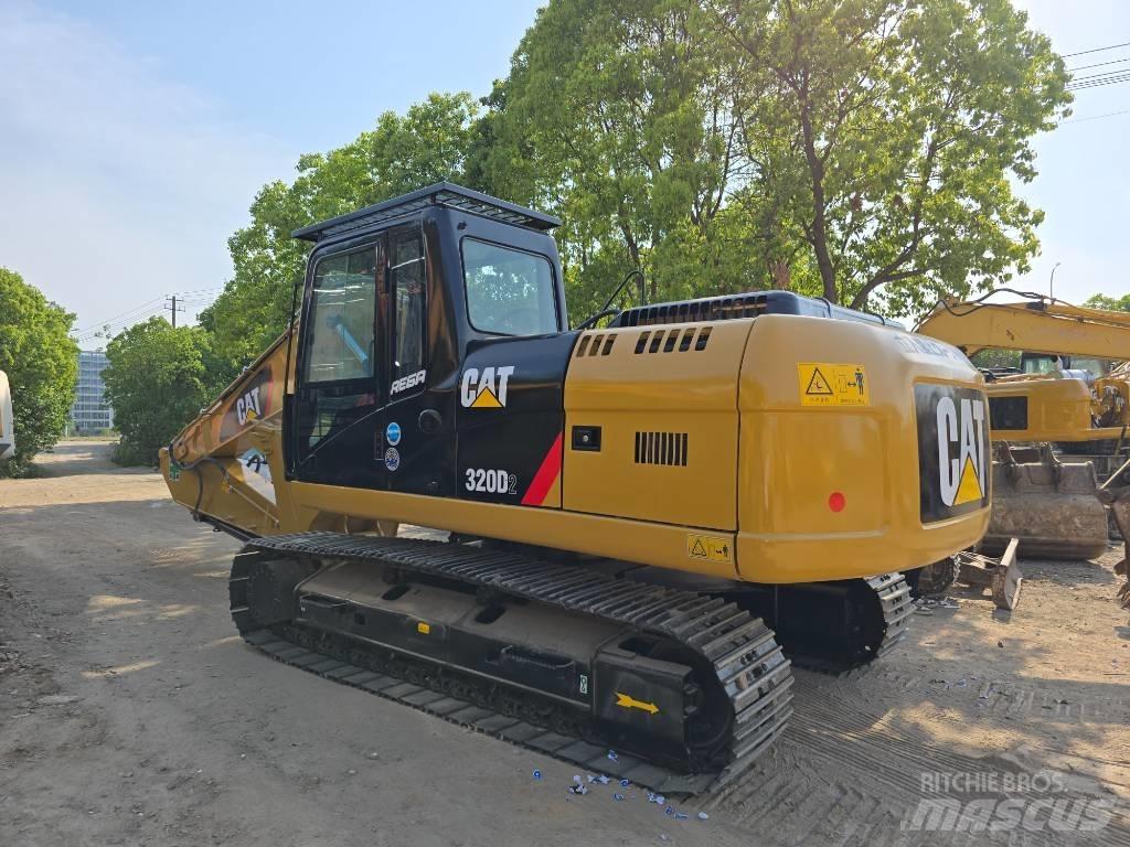 CAT 320D2 Excavatoare pe șenile
