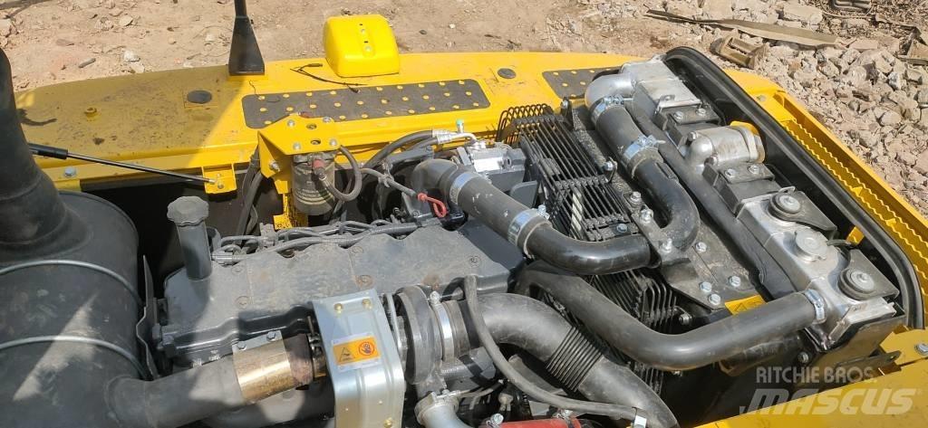Komatsu pc200-8 Excavatoare pe șenile
