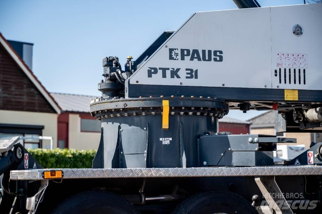 Paus PTK 31 Self erecting cranes