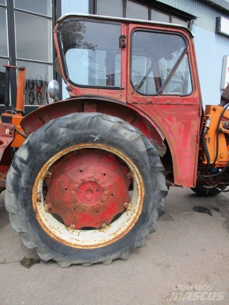 IH 523 Tractoare