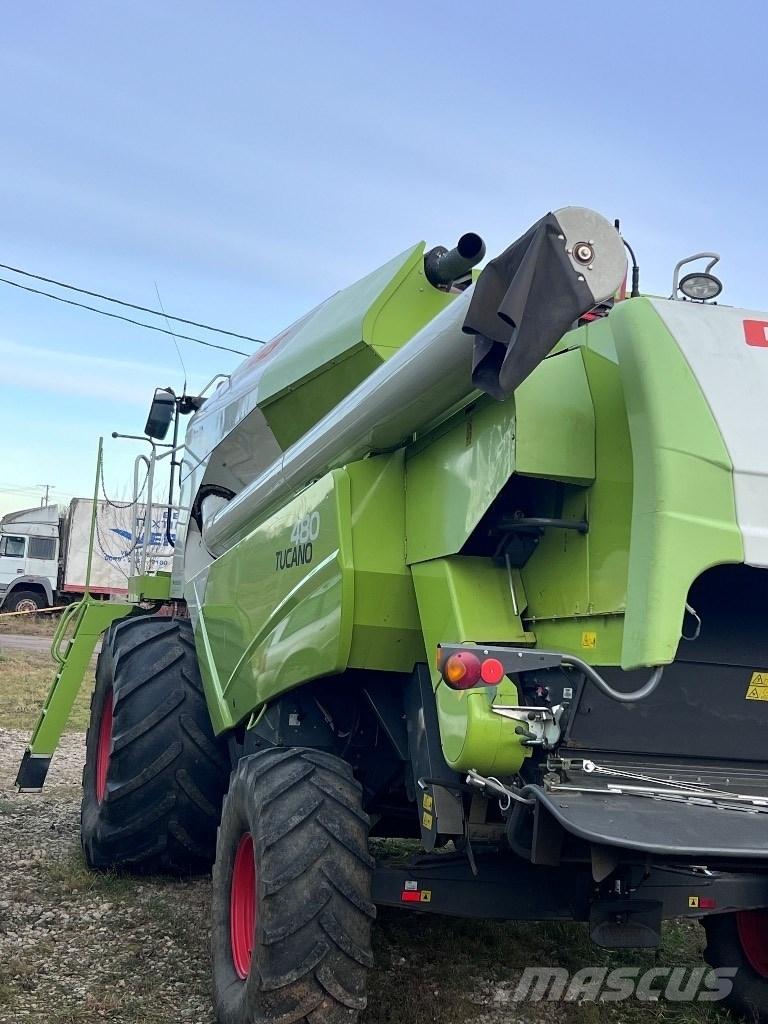 CLAAS Tucano 480 Combine de secerat