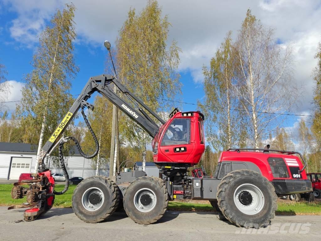 Komatsu 951 Combine forestiere