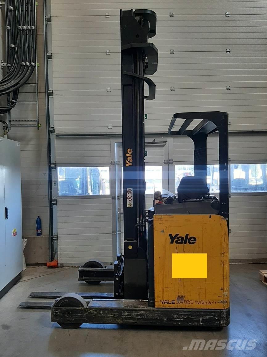 Yale MR16H Stivuitor cu catarg retractabil