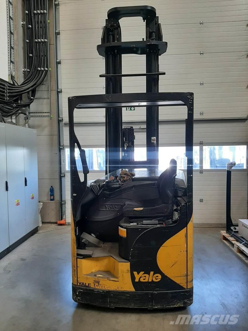 Yale MR16H Stivuitor cu catarg retractabil