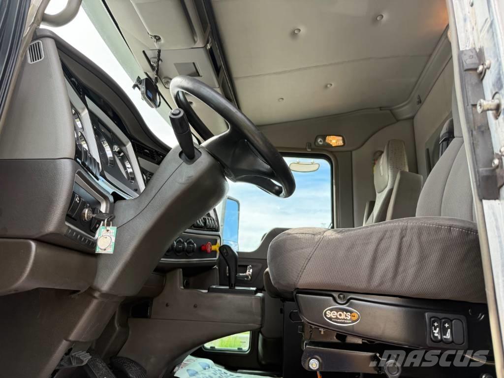 Kenworth T 800 Autotractoare