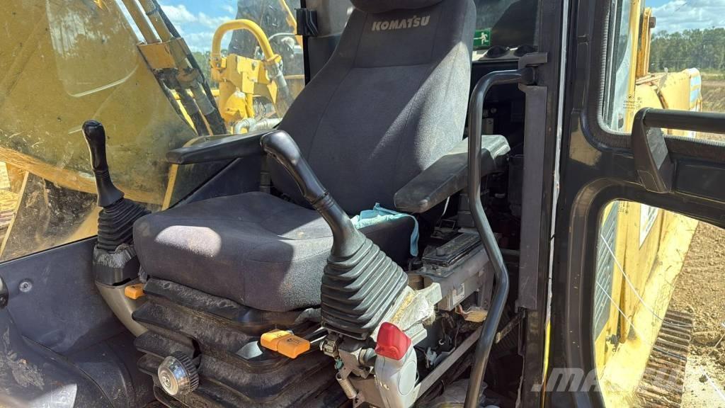 Komatsu 2012 Macarele