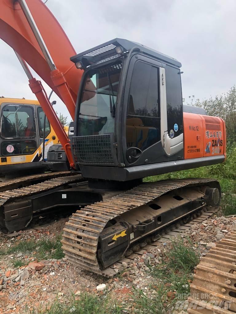 Hitachi ZX 240 Excavatoare pe șenile
