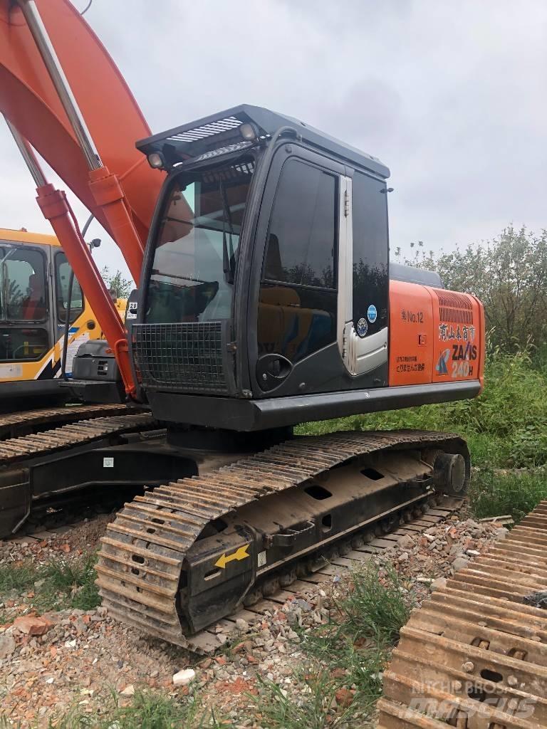 Hitachi ZX 240 Excavatoare pe șenile
