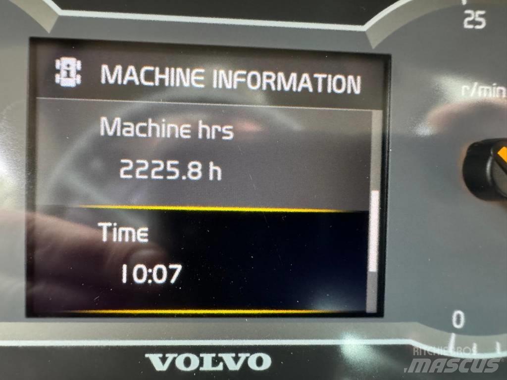 Volvo L 180 H Incarcator pe pneuri