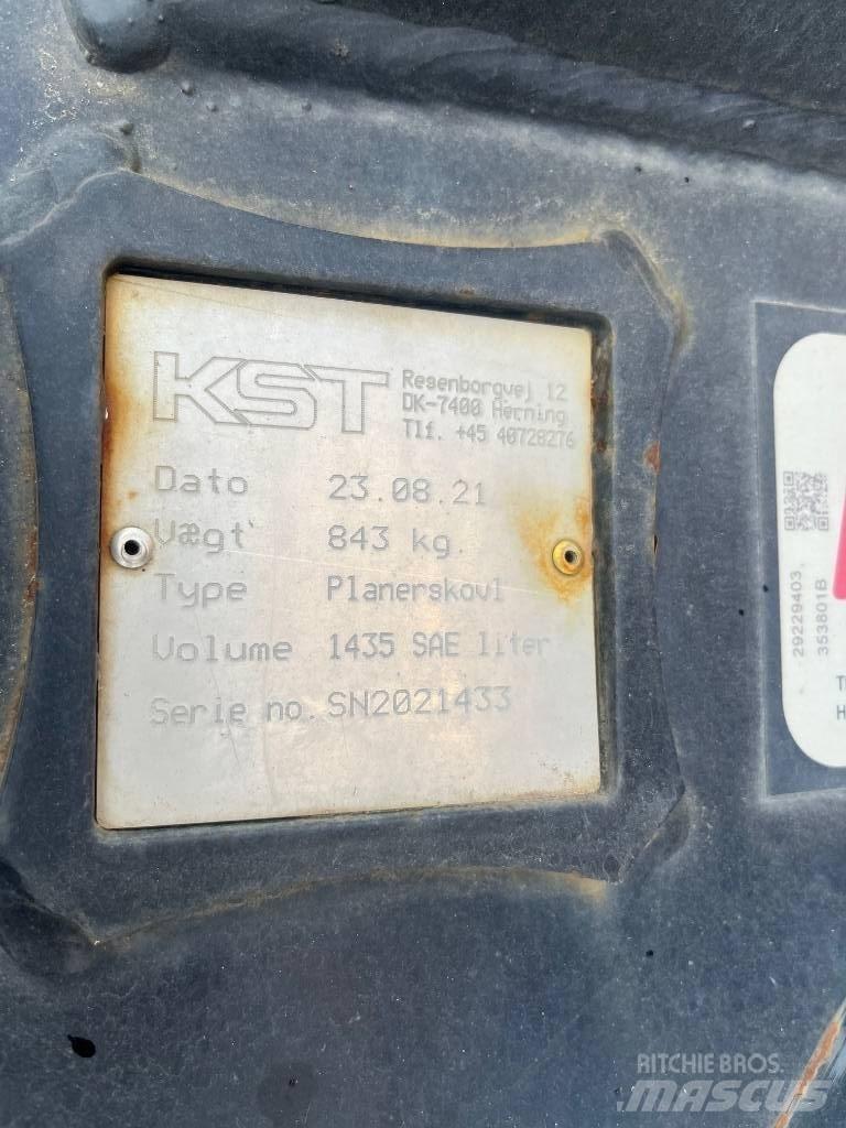 Komatsu PC 240LC-11 Excavatoare pe șenile
