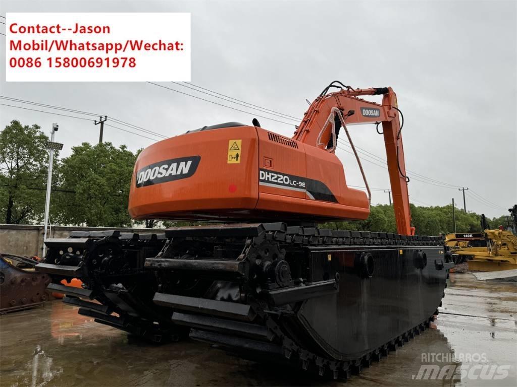 Doosan DH 220 LC-9 E Excavator amfibiu