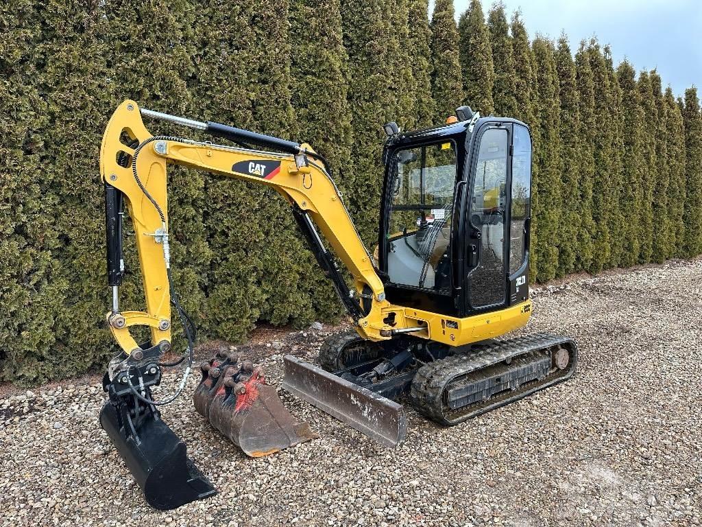 CAT 302.7 D CR Mini excavatoare < 7t