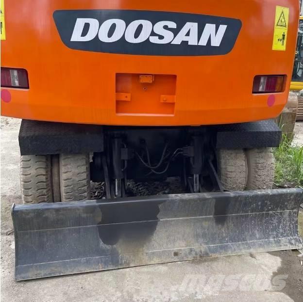 Doosan DH150W-7 Excavatoare cu roti