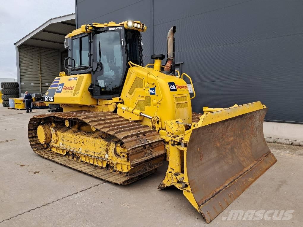 Komatsu D61PXI-24E0 Buldozere pe senile
