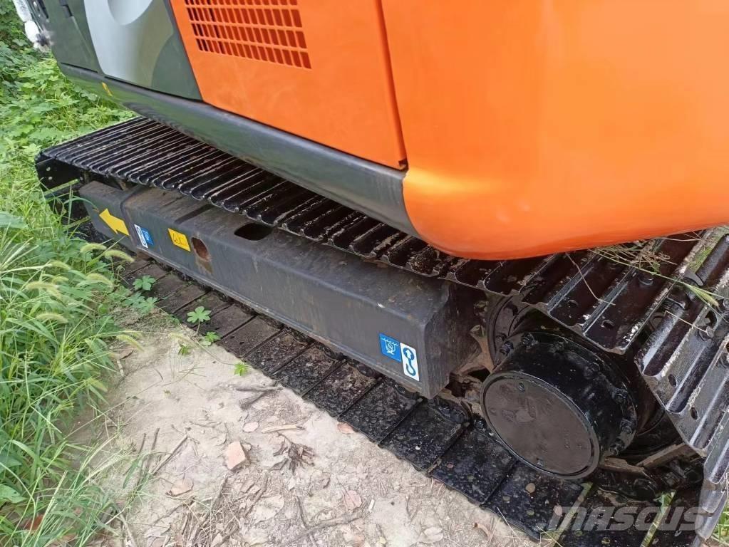 Hitachi ZX70 Mini excavatoare < 7t