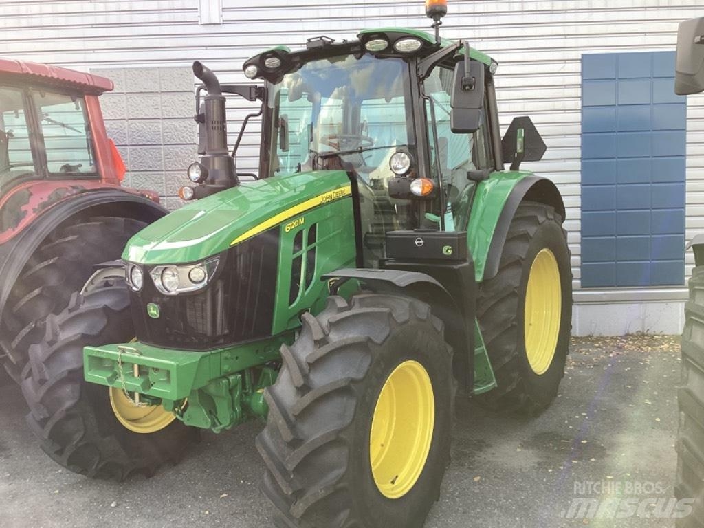 John Deere 6120M Tractoare