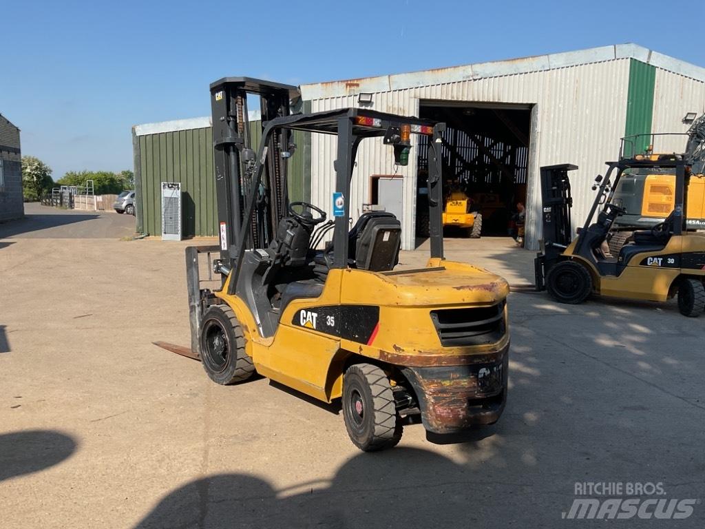 CAT DP35NT Stivuitor diesel