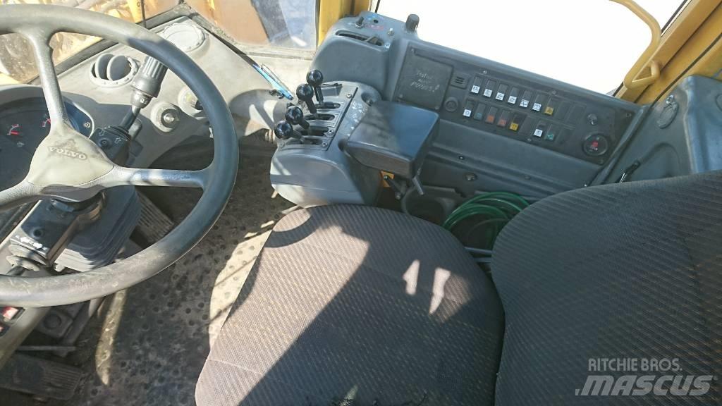 Volvo L 150 E Incarcator pe pneuri
