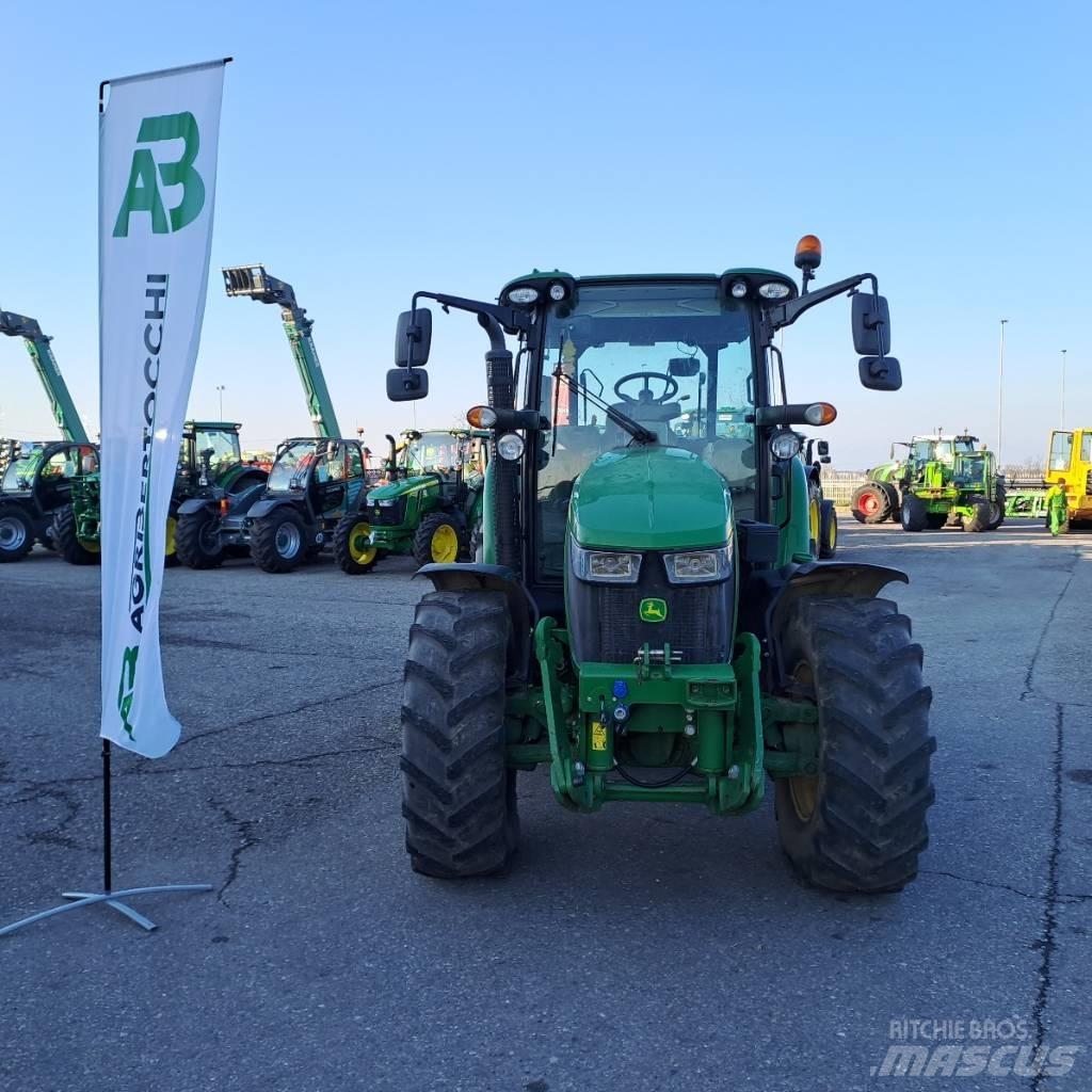John Deere 5125R Tractoare