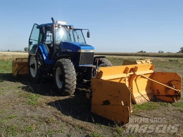 New Holland 8670 Tractoare