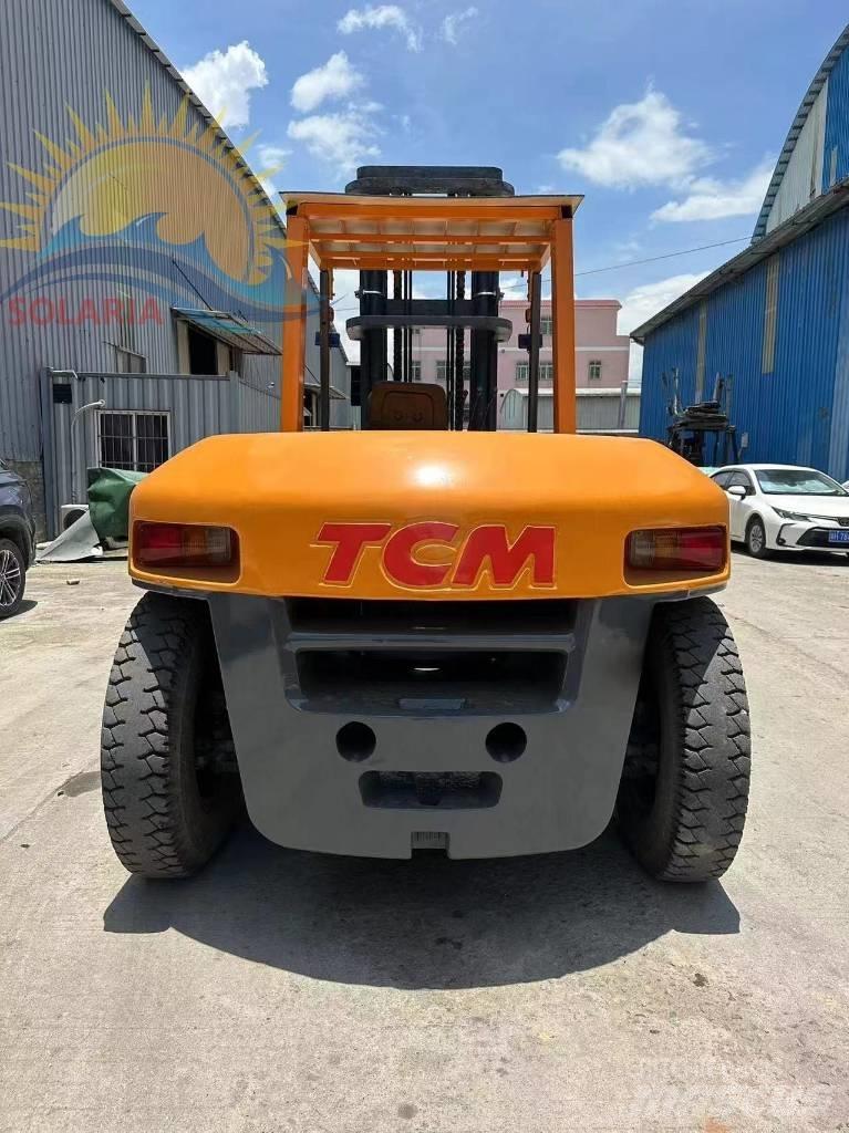 TCM 100 Stivuitor cu catarg retractabil