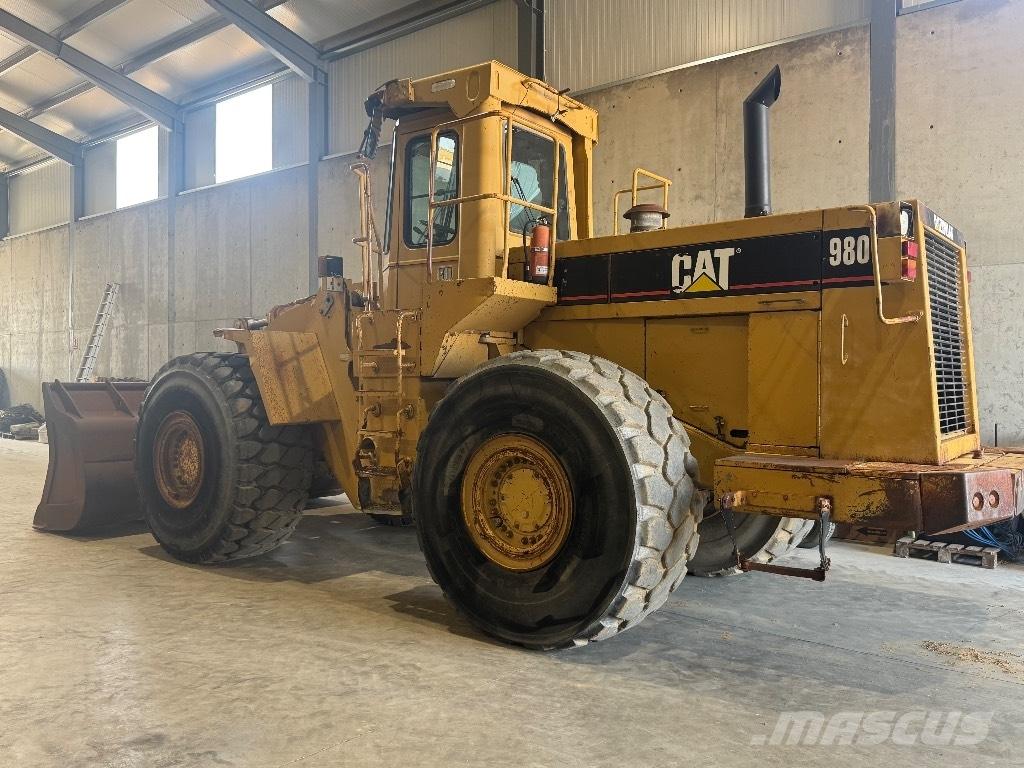 CAT 980 F Incarcator pe pneuri