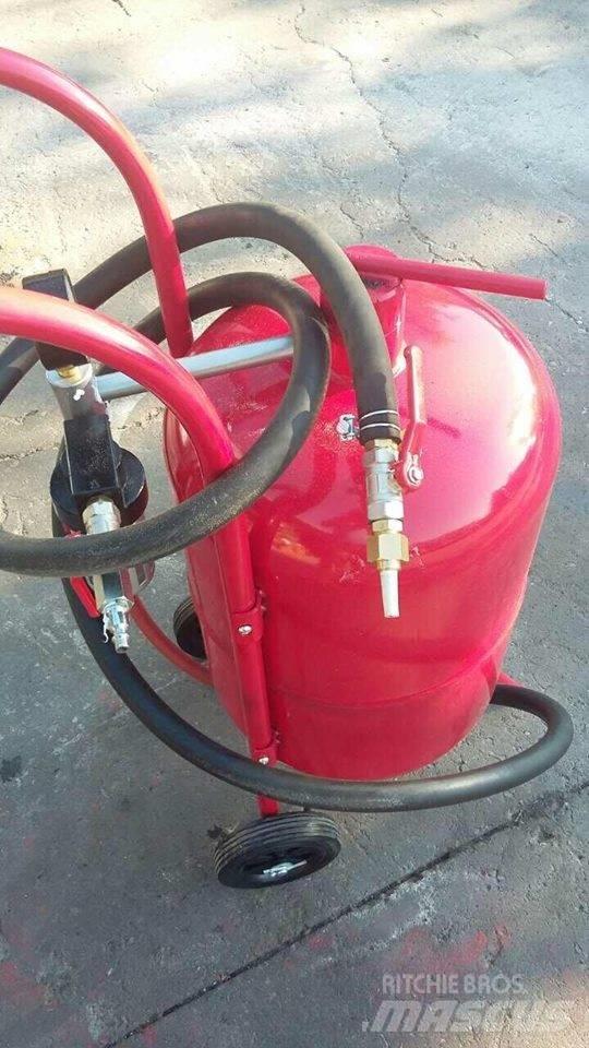 CAT 40 LI BORMANN Dispersare nisip si sare