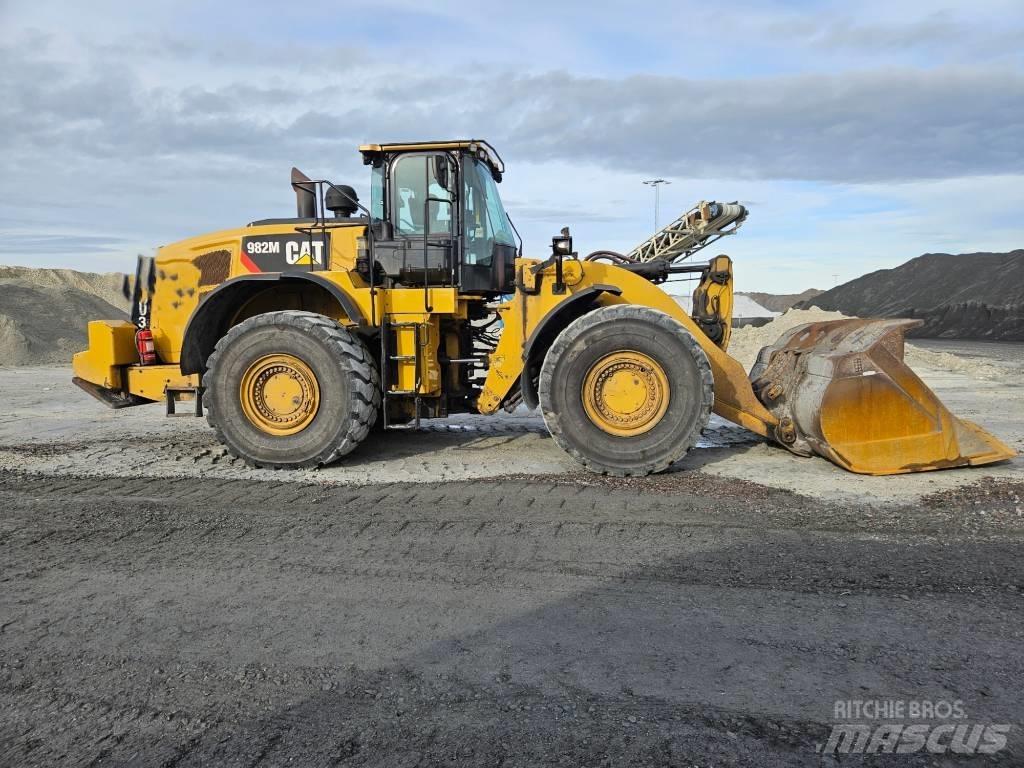 CAT 982 M Incarcator pe pneuri