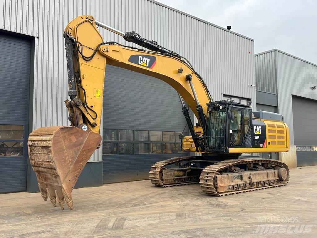 CAT 352F Excavatoare pe șenile
