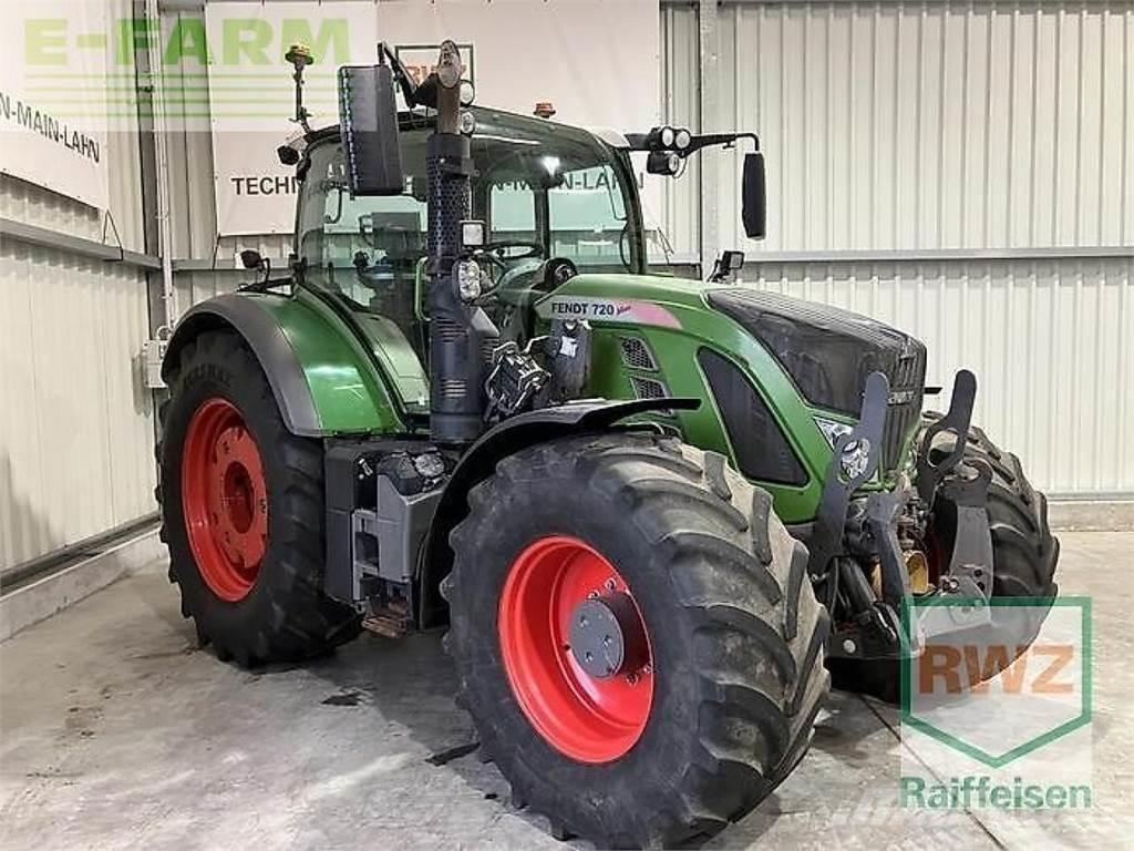Fendt 700 vario s4 Tractoare