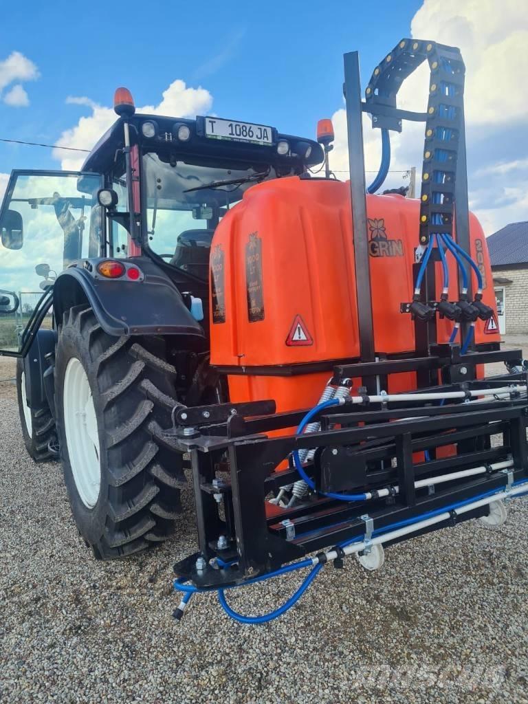 Axano Tagrin 16m Tractoare agricole sprayers