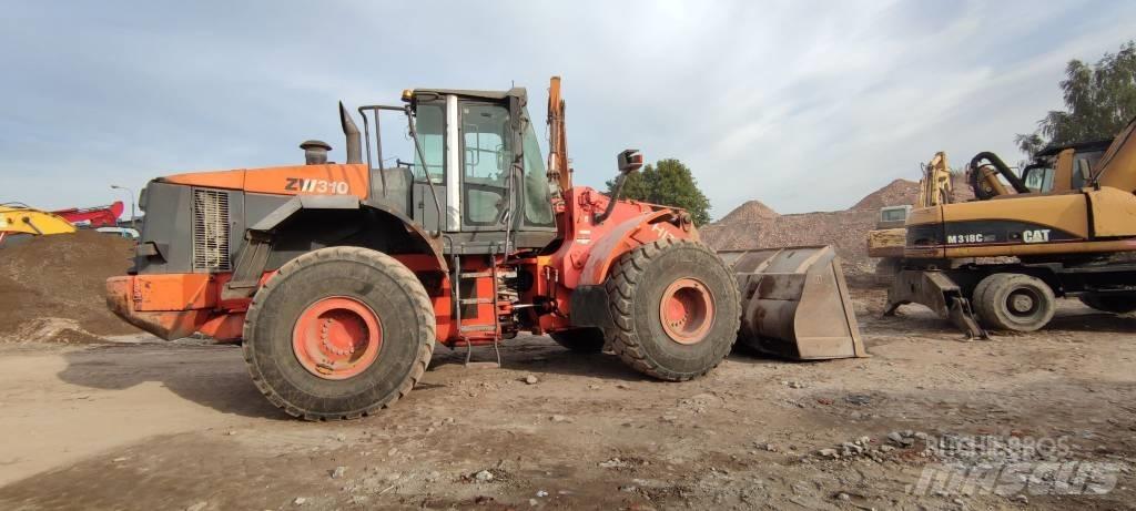 Hitachi ZW 310 Incarcator pe pneuri