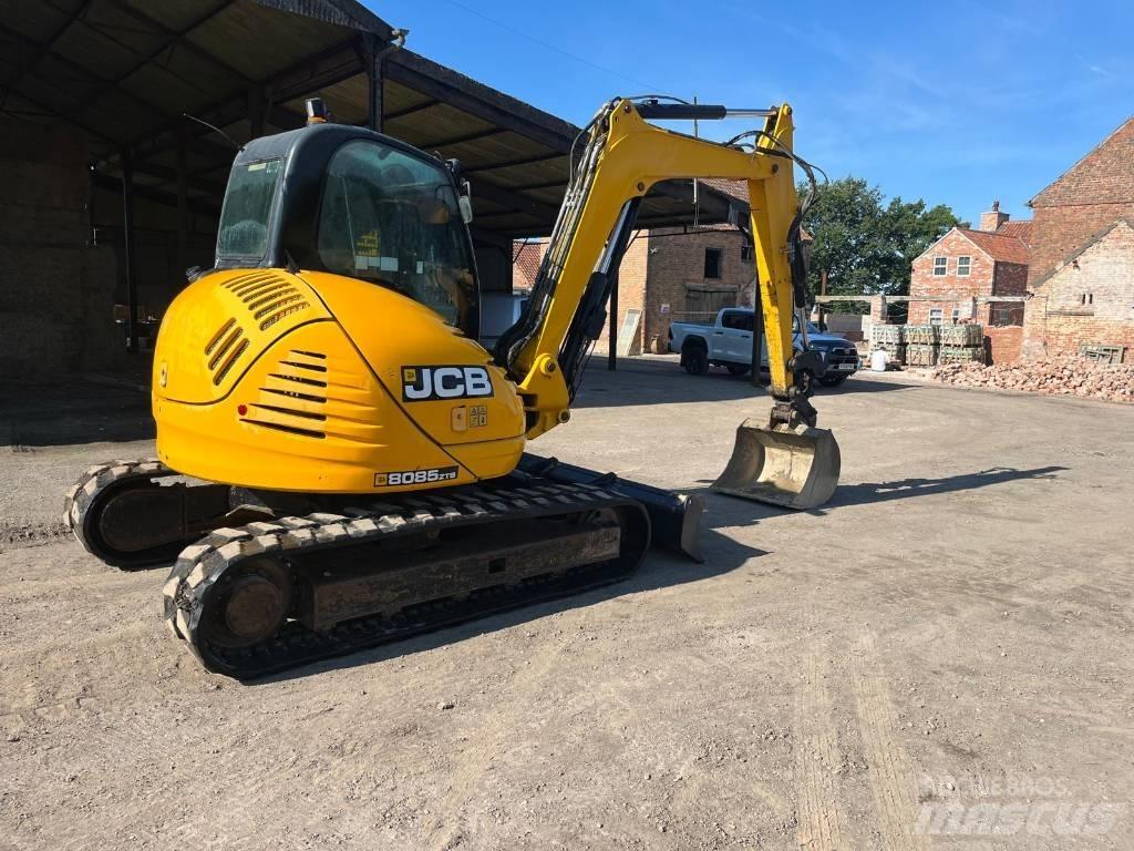 JCB 8085 ZTS Excavatoare 7t - 12t